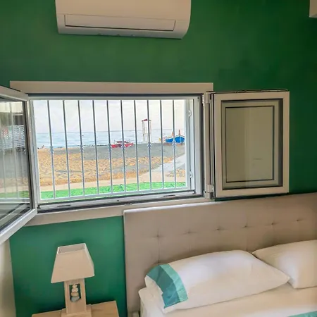 Terracina Seaside לידו די פונדי